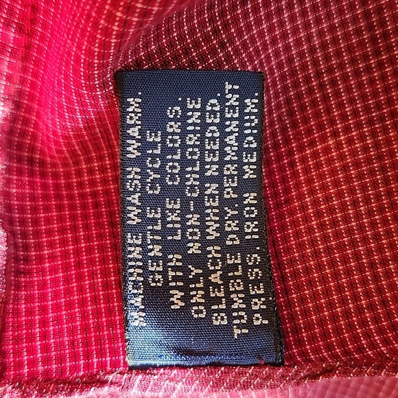 Izod Men's Maroon & White Small Check, Poplin, Button-Down, Collar Shirt Size XL - Picture 9 of 10